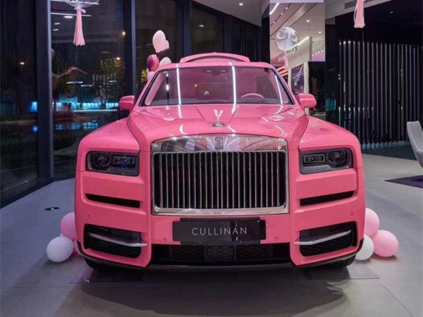 劳斯莱斯库里南四座激情粉色现车售全国_凤凰网汽车_凤凰网