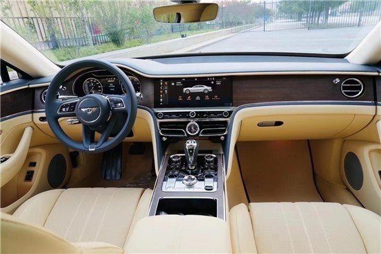 22款宾利飞驰颜值做工双在线顶级轿车
