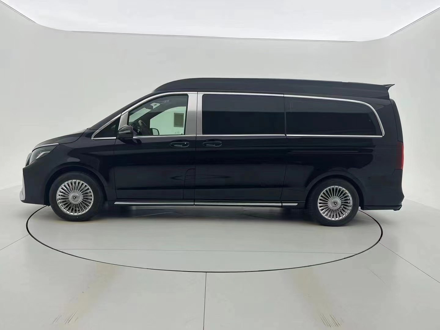 奔驰v级v260l改装商务车现车充足低折扣