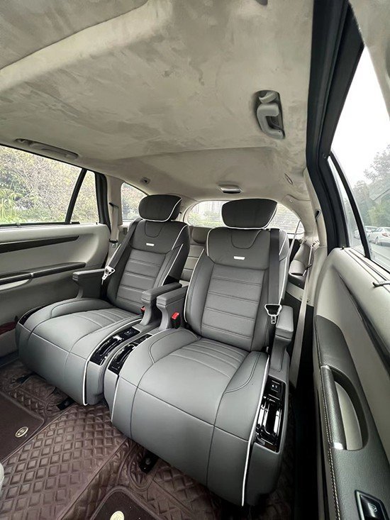 奔驰r350改装航空座椅商务车内饰升级