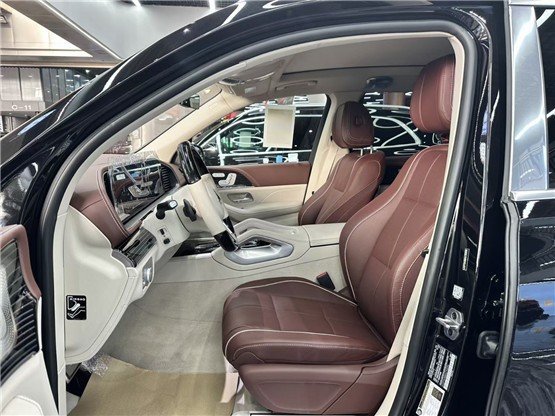 迈巴赫gls600陆地头等舱豪华旗舰suv