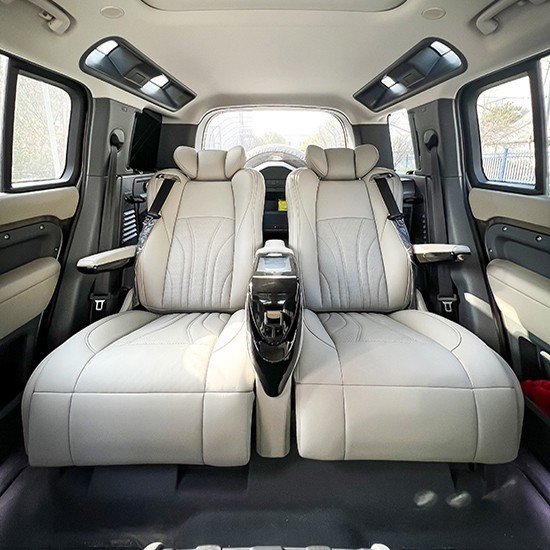 路虎卫士后排航空座椅可电动调节正文————