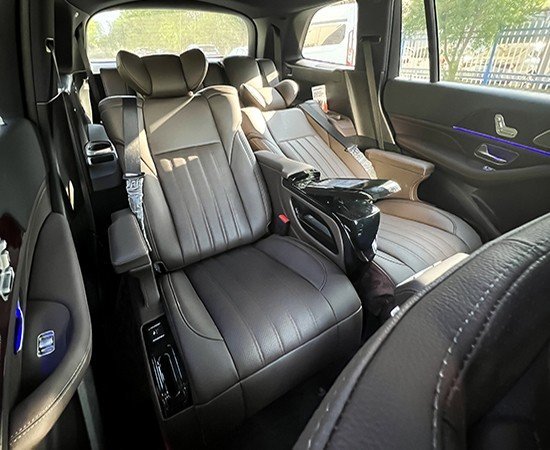 23款奔驰gls400450内饰后排改装升级