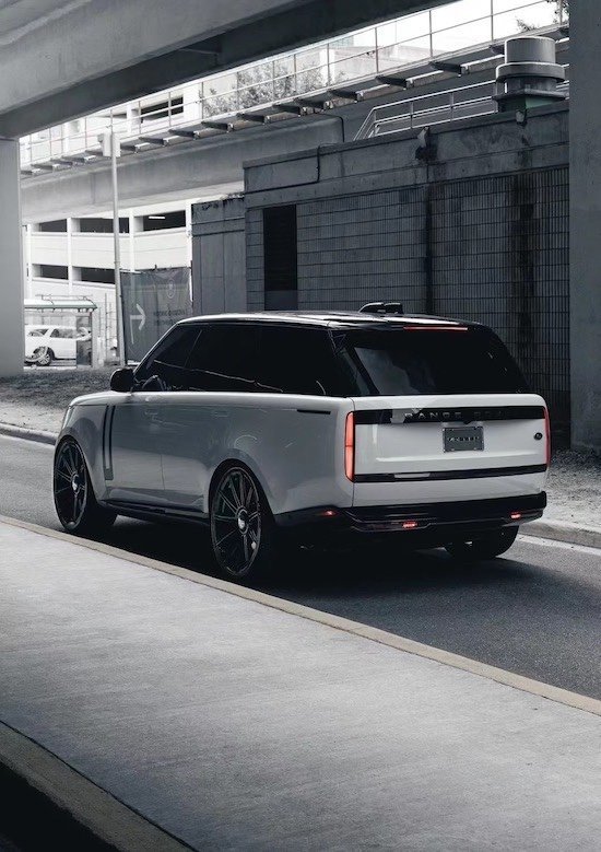 23款路虎行政汽油报价年底商家钜惠让利