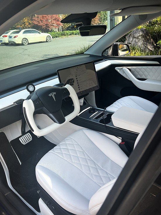 特斯拉modely改装后排升级电动调节座椅_凤凰网汽车_凤凰网