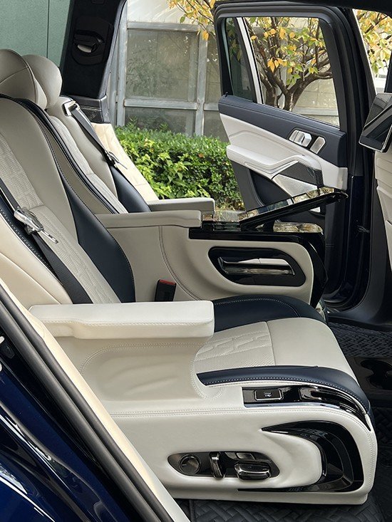 宝马x7改装航空座椅案例x7后排方案升级