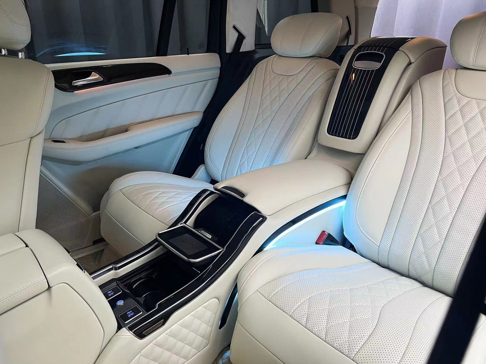 奔驰gls改迈巴赫座椅便宜价格数量有限_凤凰网汽车_凤凰网