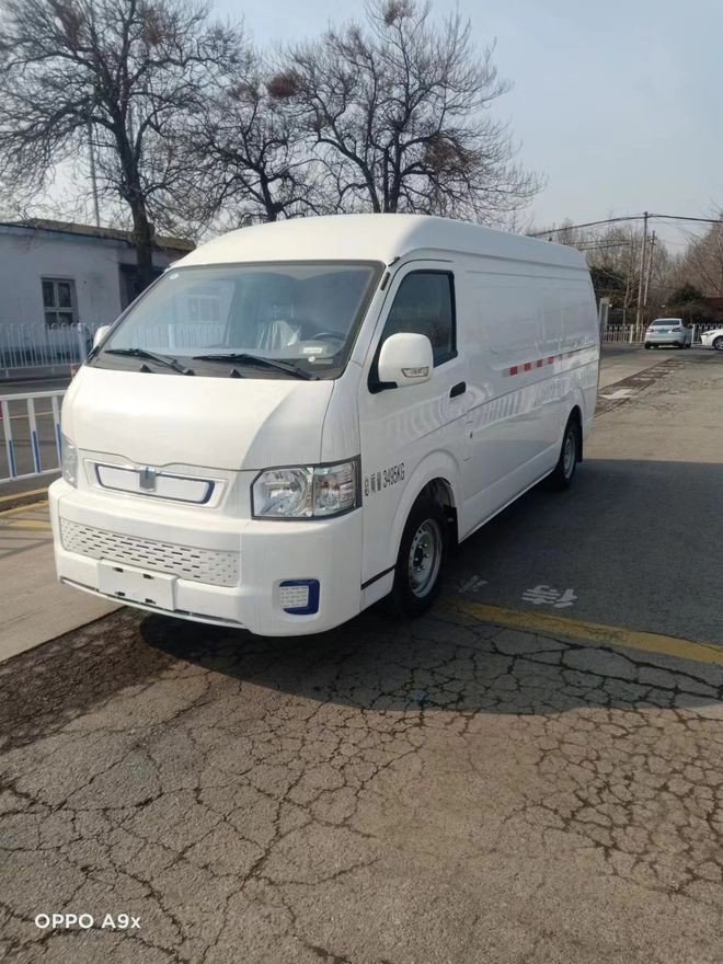 新能源货车金杯面包封闭箱货最新价格