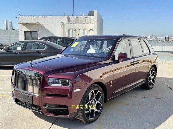 劳斯莱斯库里南bb版酒红色全球唯独一辆