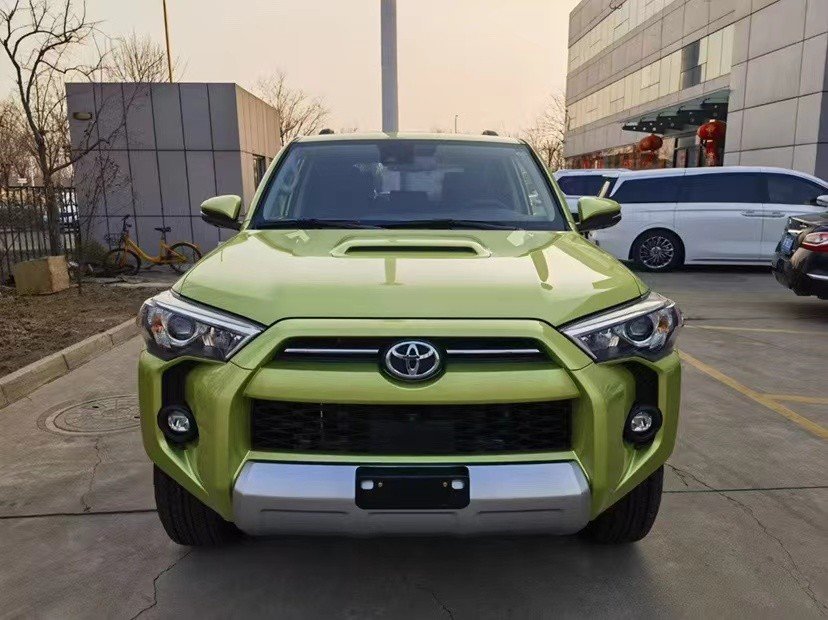 丰田超霸trd越野版北美荧光绿限量