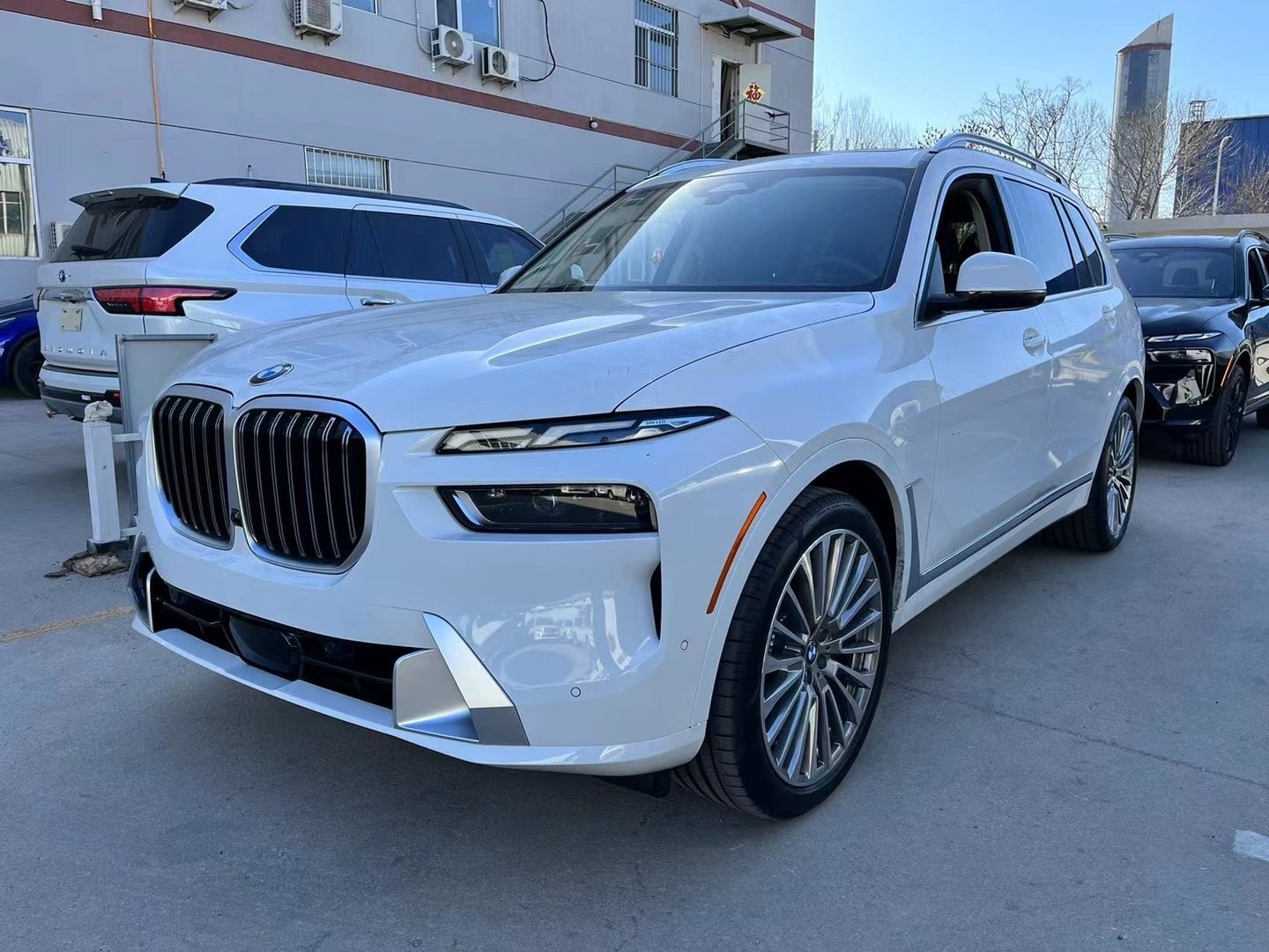 全新23款宝马x7最新价格90多万可分期