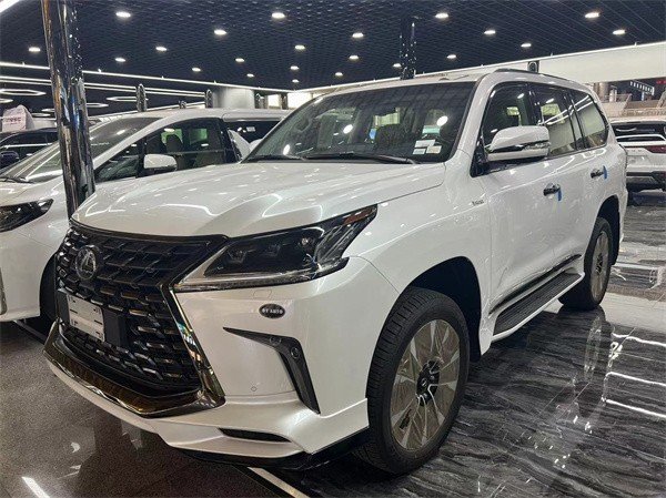 雷克萨斯LX570黑曜版图片