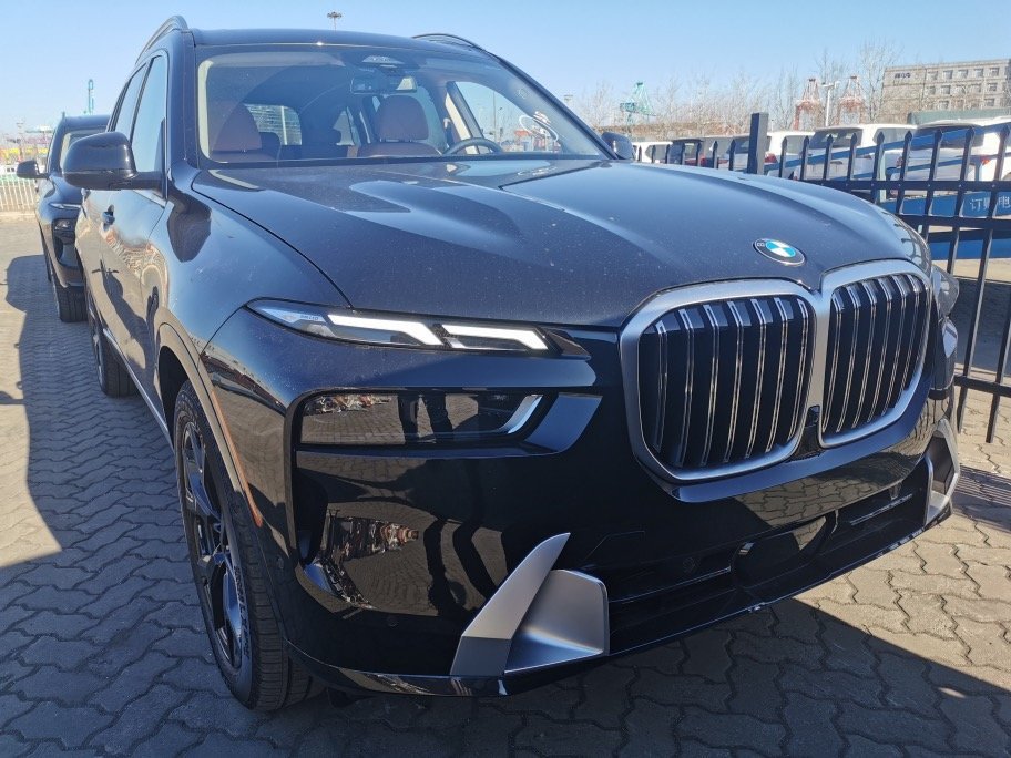 23款宝马x7港口最新价格优惠5万可分期