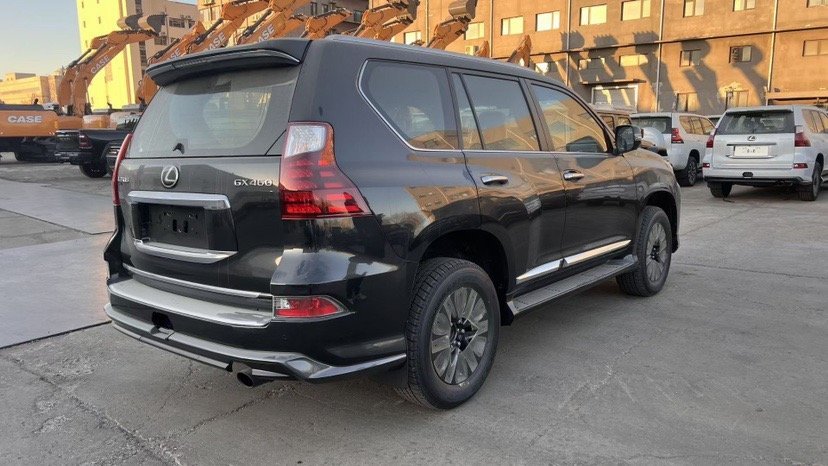 23款雷克萨斯gx460铂金落地价120万