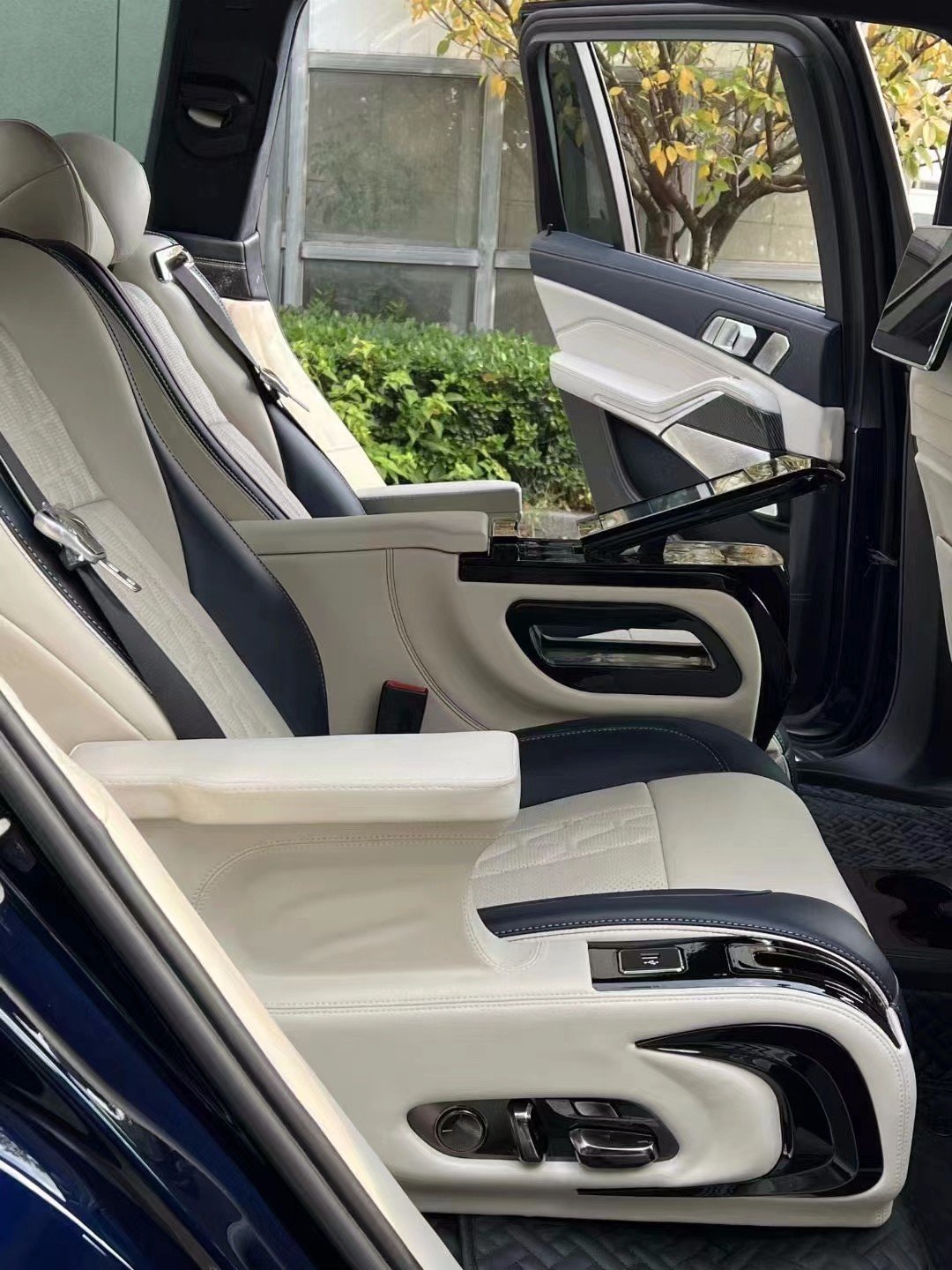 宝马x5改装航空座椅案例图