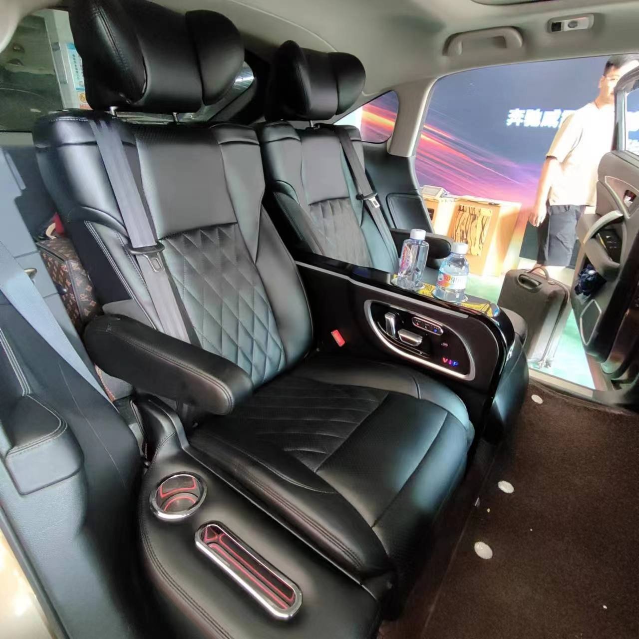 本田冠道升级航空座椅专车专用方案