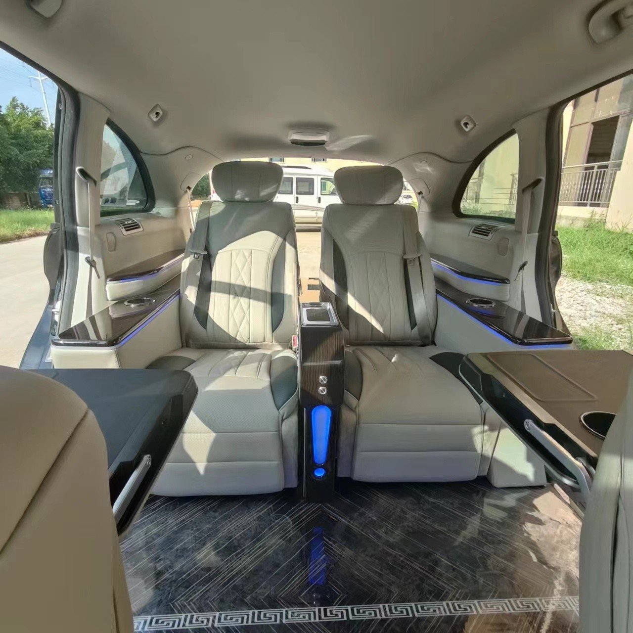 奔驰r300升级航空座椅7改4案例