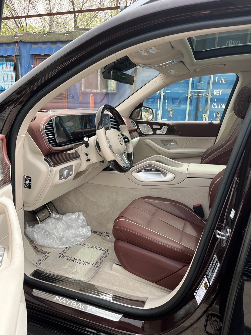 23款迈巴赫gls600双拼报价250万起