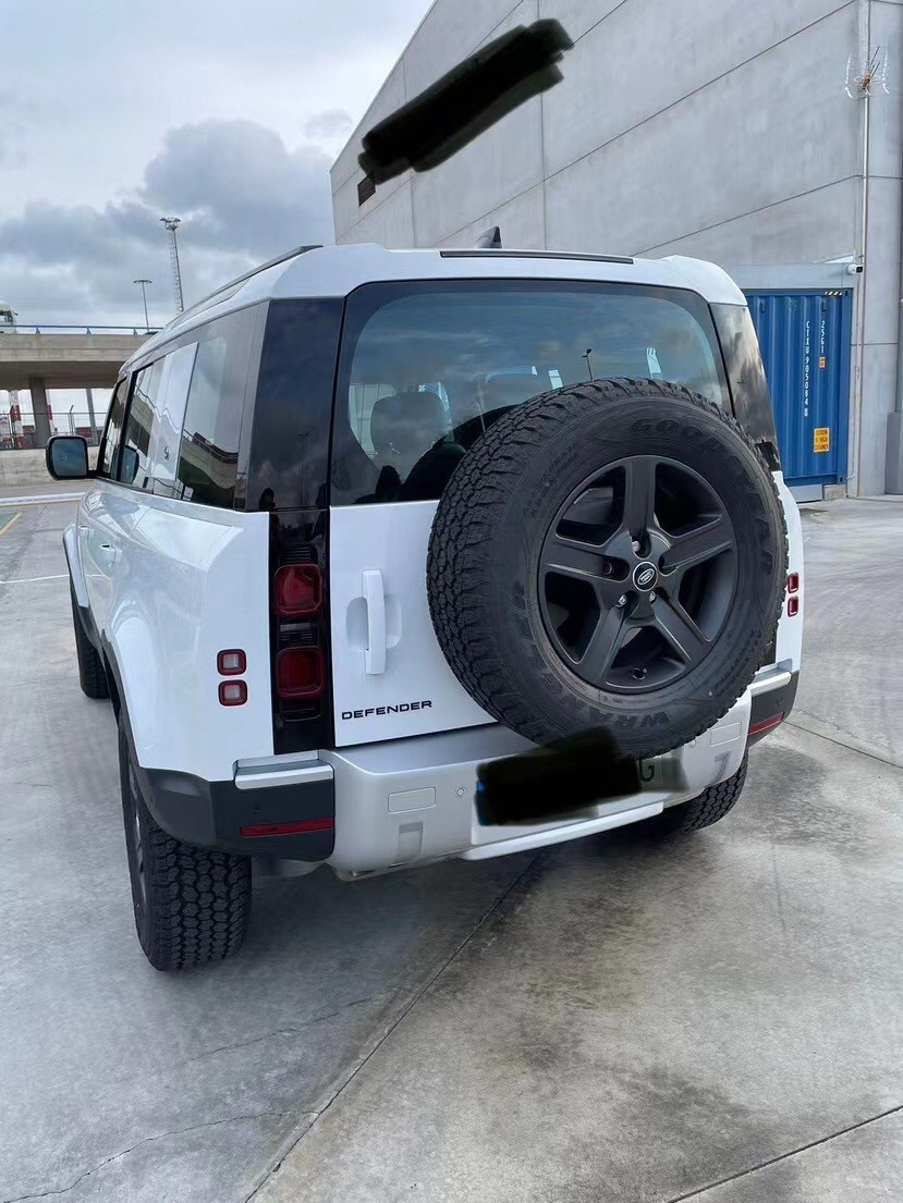 23款路虎卫士110四门30t柴油最低报价