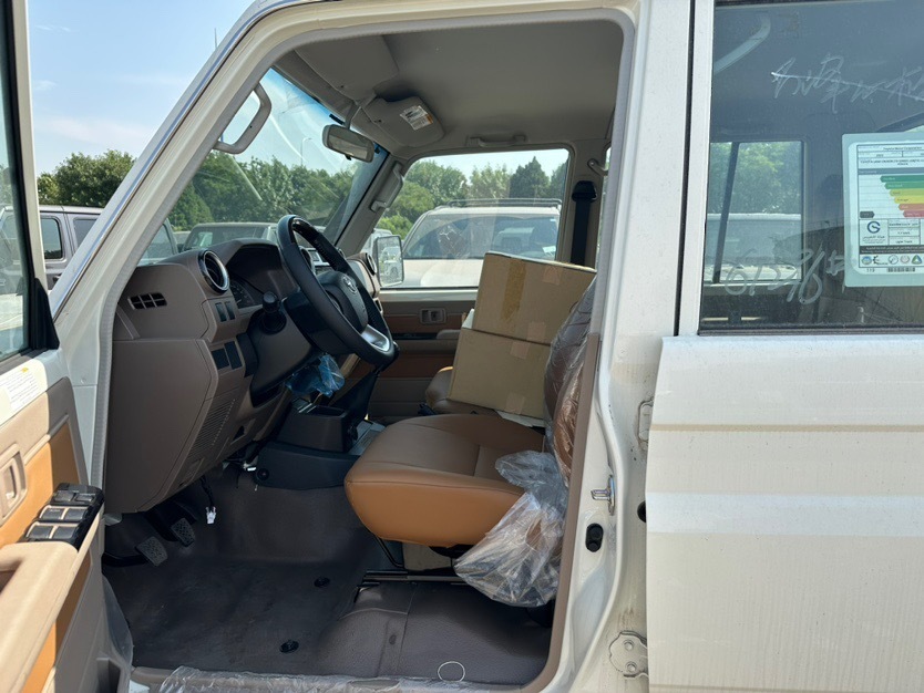 23款丰田lc70系列现车天津港真实报价_凤凰网汽车_凤凰网