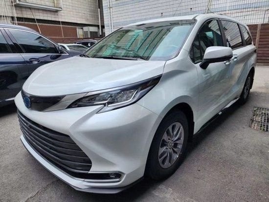 丰田塞纳现车实用美观商务车优惠中