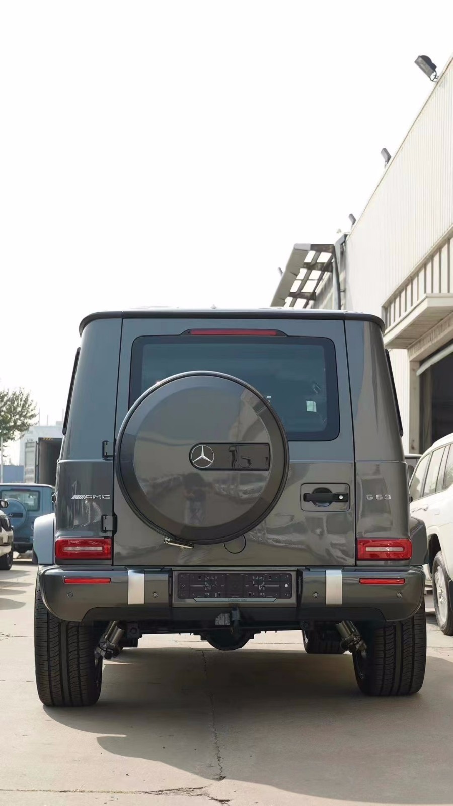 23款韩版奔驰g63天津港现车特价促销