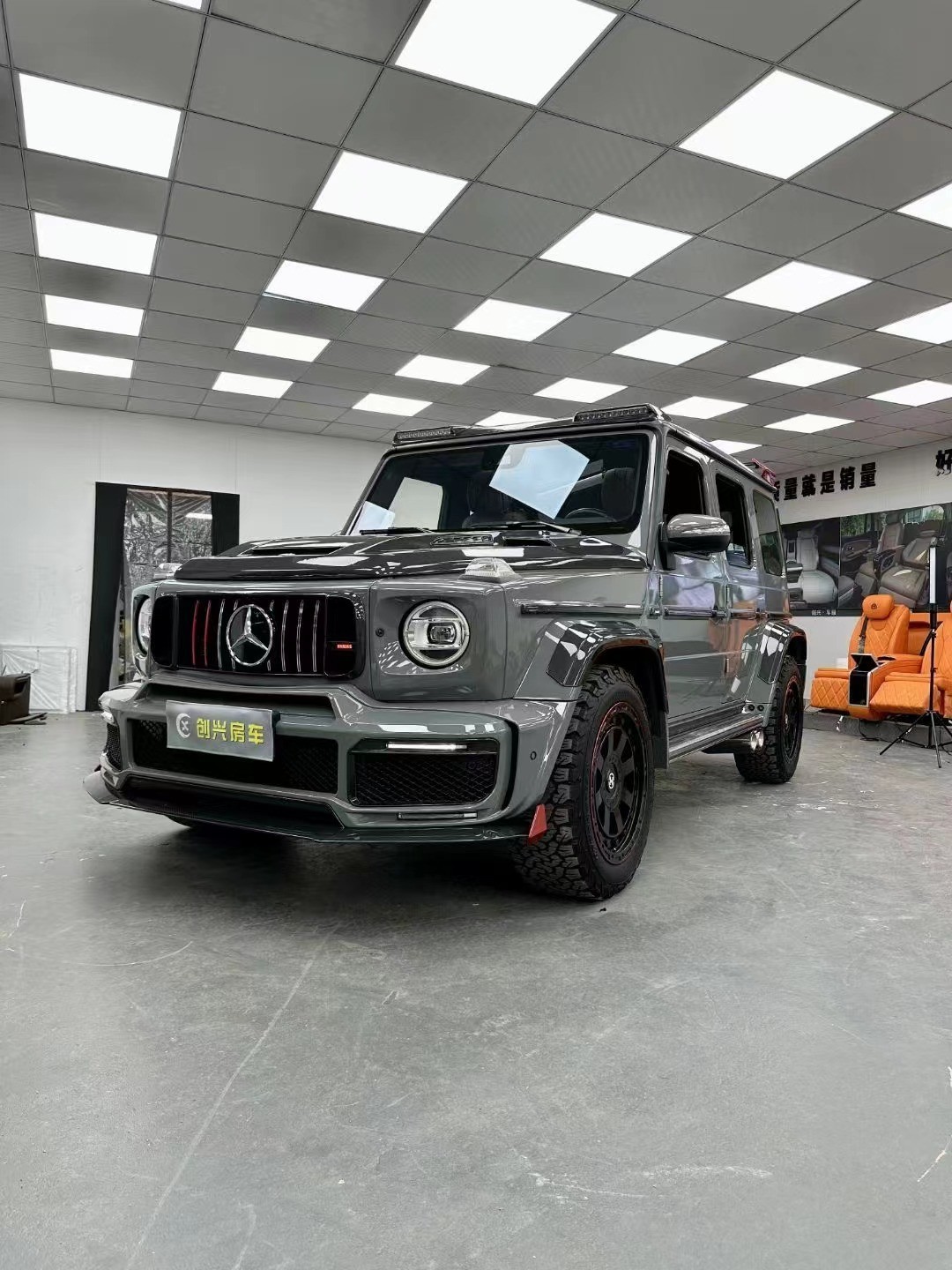 奔驰大g4x4改装图片