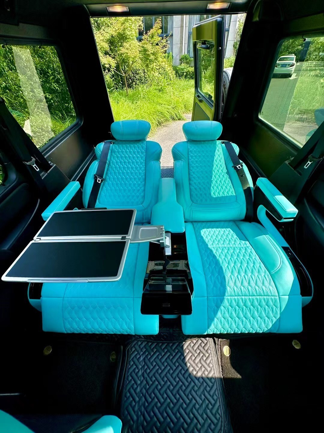 奔驰大g改装航空座椅沙发床奔驰g级改装