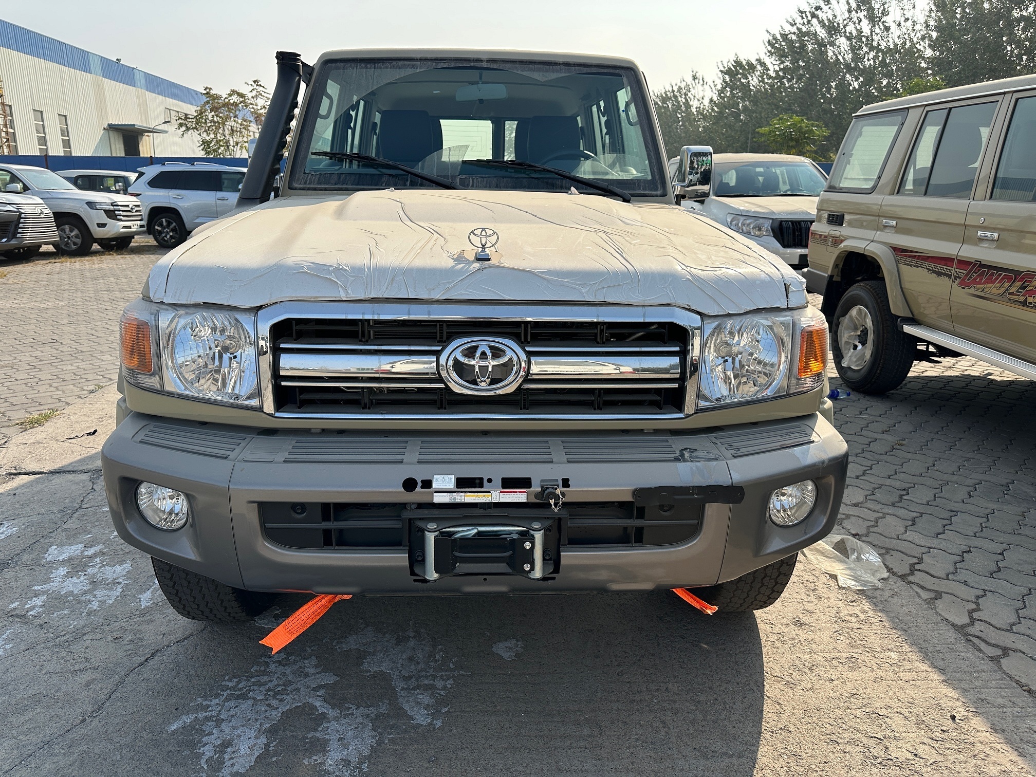 23款酷路泽lc76汽油高配11月真实优惠