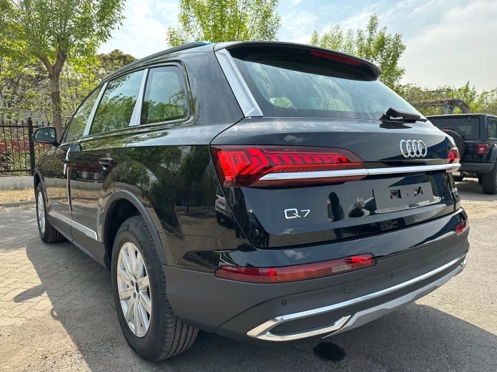 23款柴油奥迪q7轻混5座首批最新报价_凤凰网汽车_凤凰网