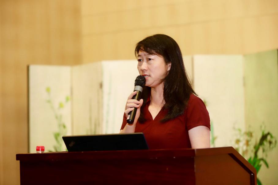 中安创谷公司总经理王芳总结发言合肥高新区人事局局长李宁,省高新投