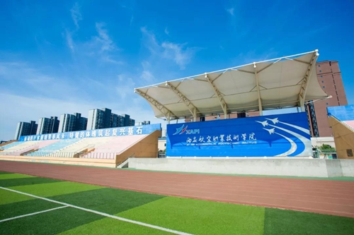 西航职院响应国家号召扩招100万机会不容错过