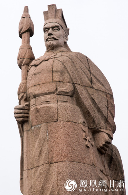 张骞雕像 张利军 摄河西之战使匈奴贵族受到沉重打击,休屠王和浑邪王