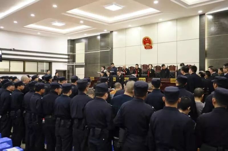 六安一27人涉黑团伙主犯涉11项罪名获刑24年6个月