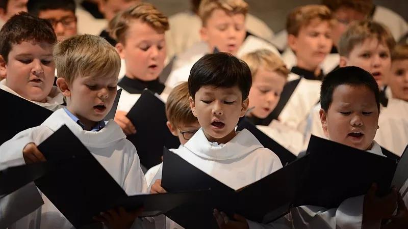 作为欧洲基督教权威象征的科隆大教堂唱诗班一直以来为教堂服务