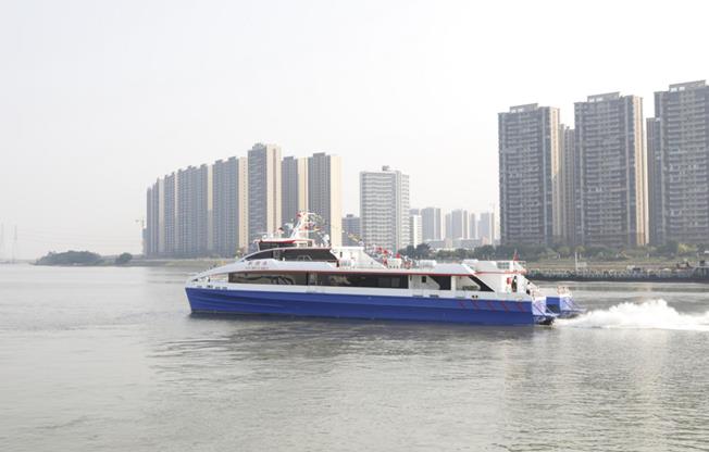 碳纤维豪华高速客轮新顺水号顺德港澳城首航