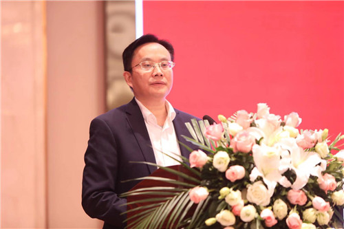 泰康养老党委副书记,副总经理 田军田军介绍,泰康养老在全国设立了32