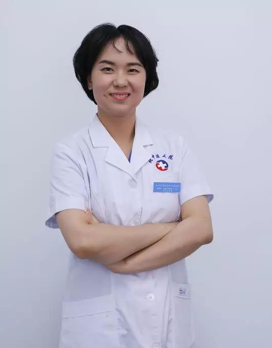 北中医三院乳腺专家樊英怡博士来西安市中医医院乳腺门诊坐诊