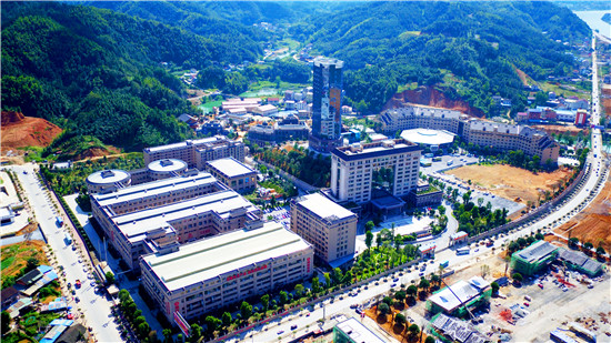 深度扶贫湖南华莱一直在路上