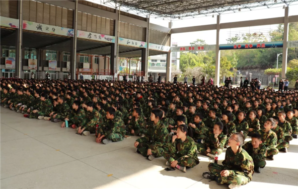 东莞易制毒化学品管理协会走进中小学德育基地开展禁毒讲座