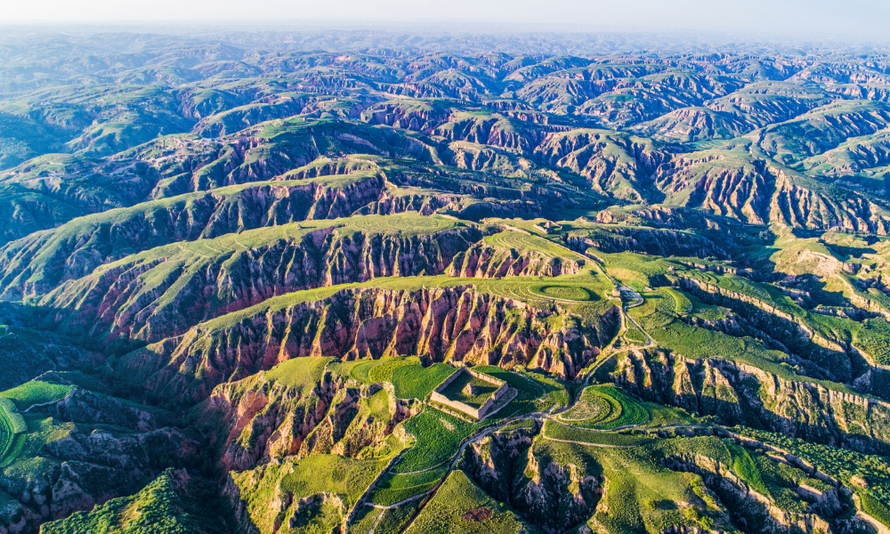 黄土高原沟谷地貌图片