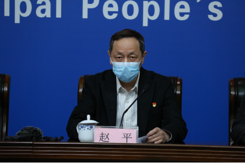 西安市卫健委副主任薛林莉,西安市发改委副主任李虎祥,西安市工信局副