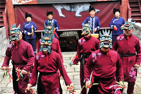 酉阳非遗傩面舞神秘醉游人