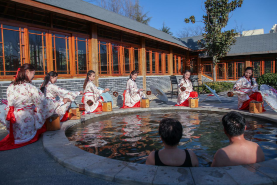 冬日偷得半日闲游在新密黄帝宫御温泉