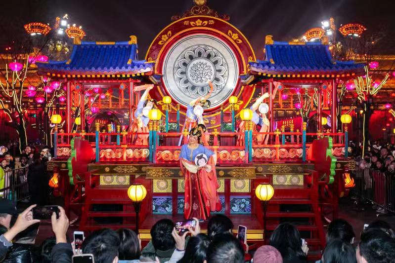 盛世现长安西安大唐不夜城全天候精彩演艺迎春节