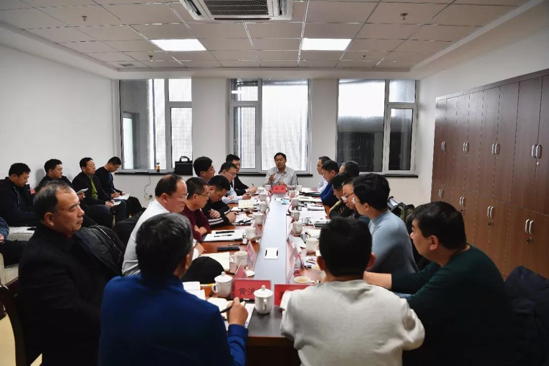 莱山区委书记宫权调度疫情防控工作
