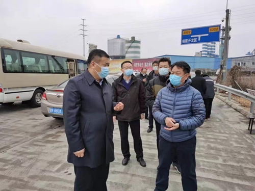 栖霞市委书记陈兆宽现场督导疫情防控工作