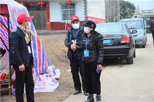 东至泥溪镇紧紧依靠人民群众打一场抗击疫情的人民战争