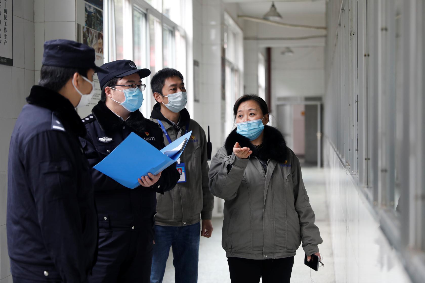 渝警楷模,南岸區公安分局彈子石派出所社區民警吳獻木說,市公安局出臺