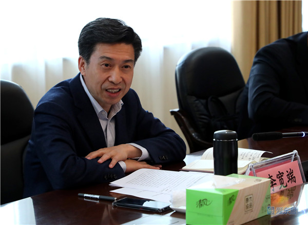 李宽端深入推进开发区体制机制改革创新